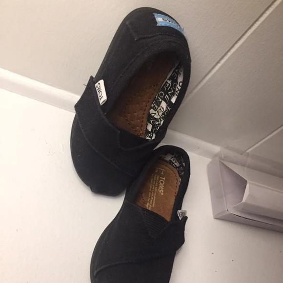 tiny TOMS - Picture 2 of 4